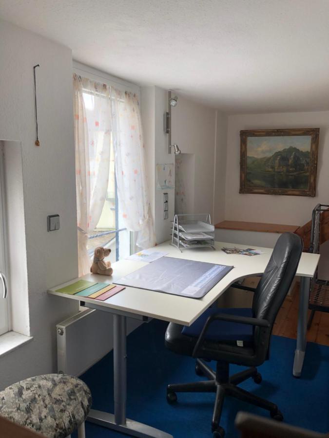 Doppelzimmer Dachgeschoss, Schnelles Wlan, Arbeitsplatz Und Garten Winningen Zewnętrze zdjęcie