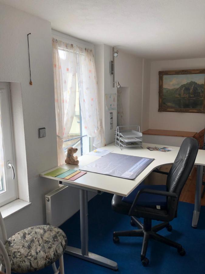 Doppelzimmer Dachgeschoss, Schnelles Wlan, Arbeitsplatz Und Garten Winningen Zewnętrze zdjęcie